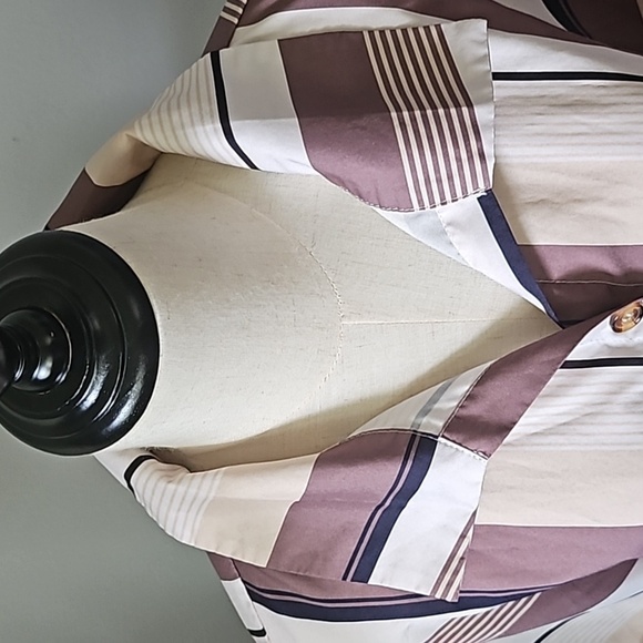 SHEIN Curve Retro 70s Striped Button Down Blouse - Picture 5 of 12